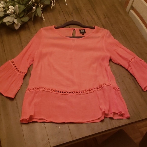 Sheer Salmon pink blouse size L - Picture 1 of 4